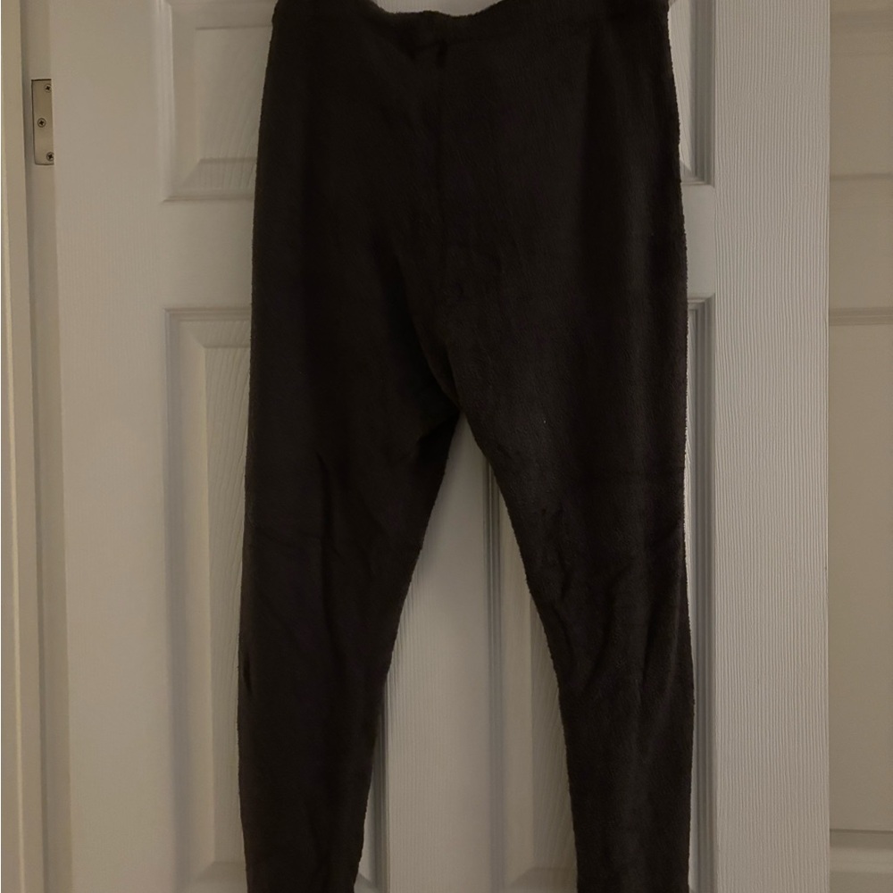 Barefoot Dreams women’s cozy chic joggers